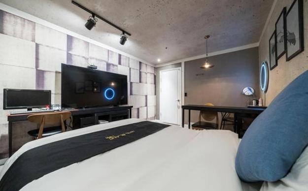 Ilsan Blanc Motel Kōyō Екстериор снимка