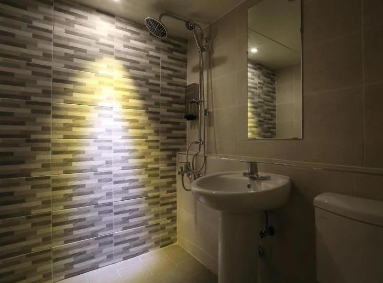 Ilsan Blanc Motel Kōyō Екстериор снимка