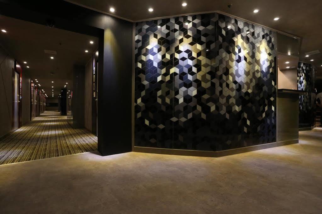 Ilsan Blanc Motel Kōyō Екстериор снимка