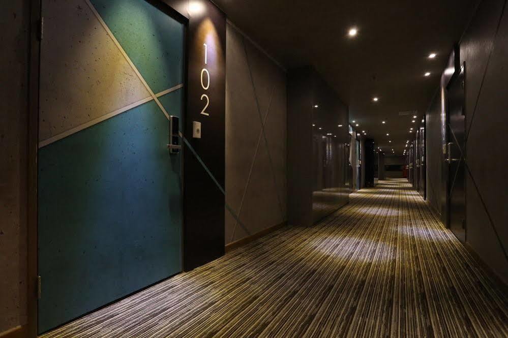 Ilsan Blanc Motel Kōyō Екстериор снимка