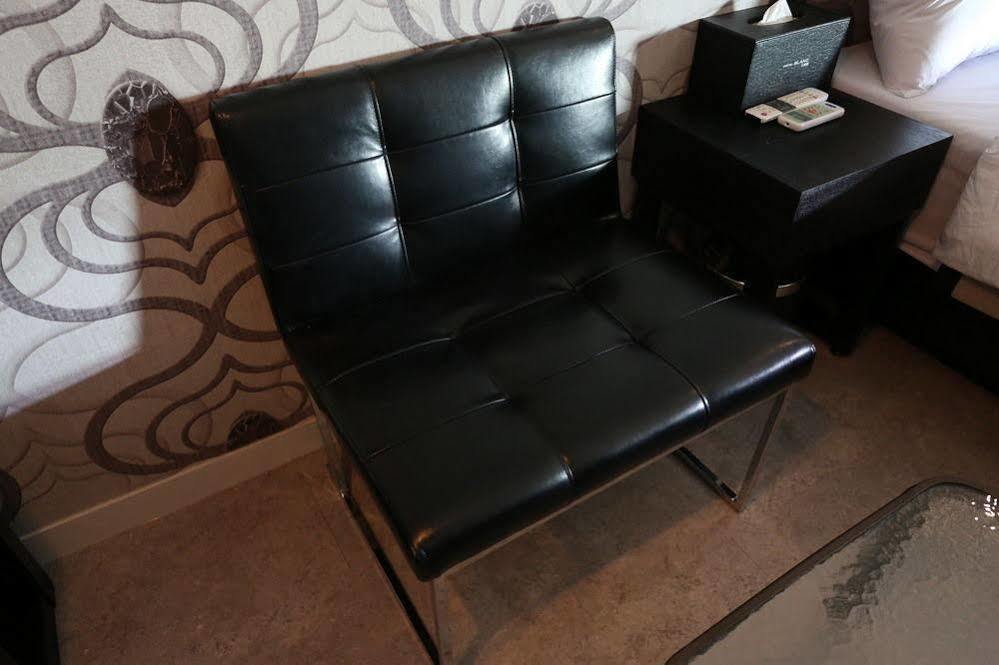 Ilsan Blanc Motel Kōyō Екстериор снимка